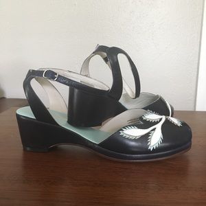 Re-mix Vintage Flora Shoes Size 11